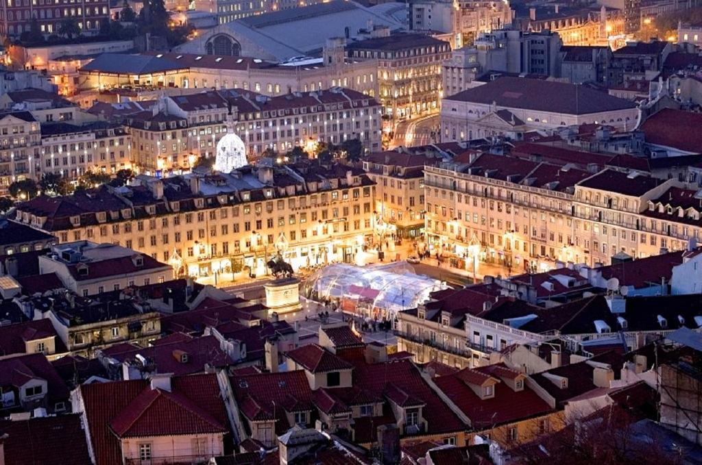 Historic Heart Luxury Apartment