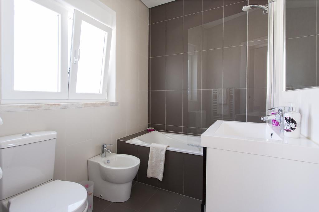 Altido Joyful 2br With Terrace Nearby São Bento Palace Apartamento *