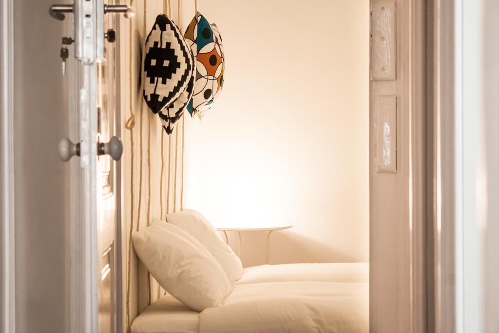 Nest House *