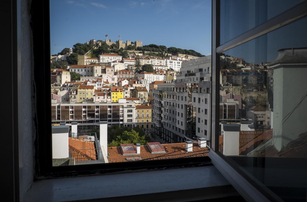 Castle View At Heart By Timecooler * Lisbon