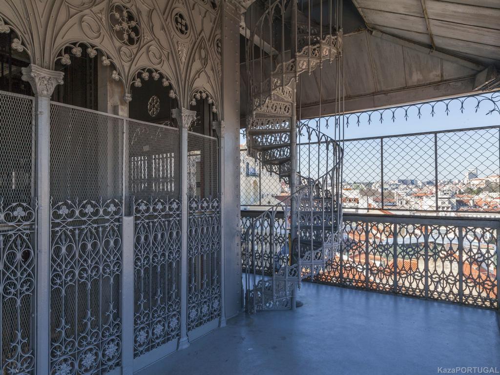 Apartment Carmo Chiado Deluxe Lisbon