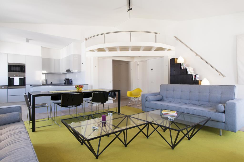 Joivy Lux And Spacious 1br With Huge Terrace, 5mins To Academy Of Sciences Apartment