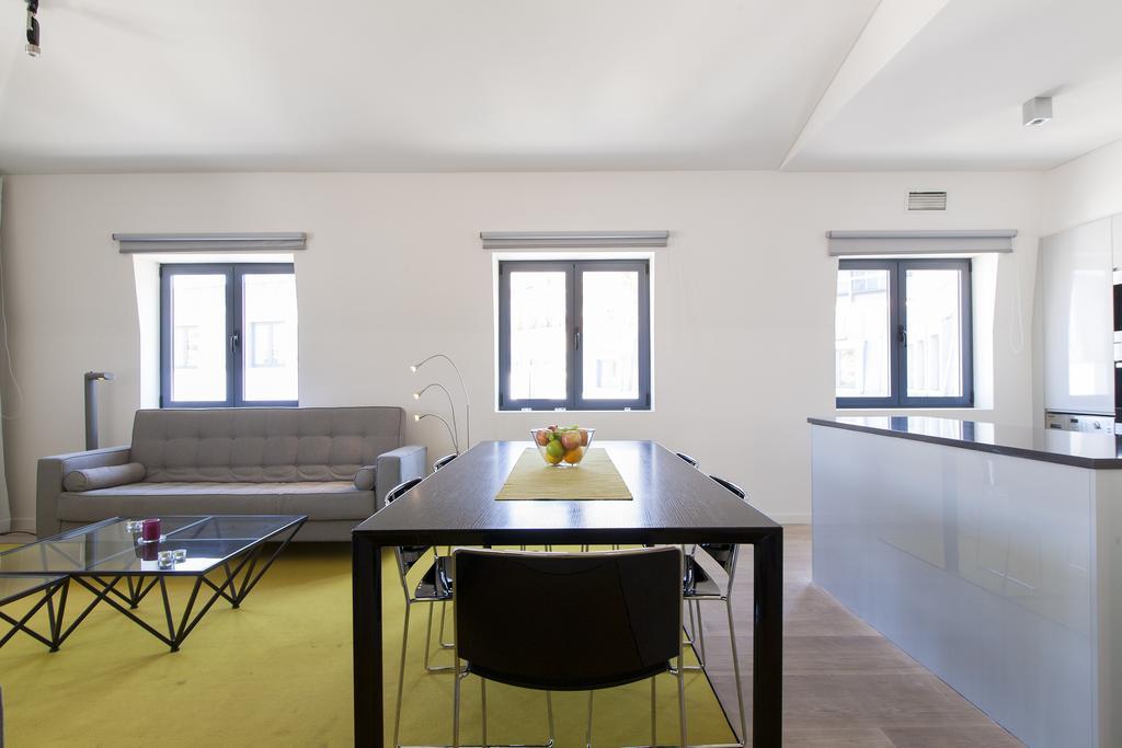 Joivy Lux And Spacious 1br With Huge Terrace, 5mins To Academy Of Sciences * Lisbon