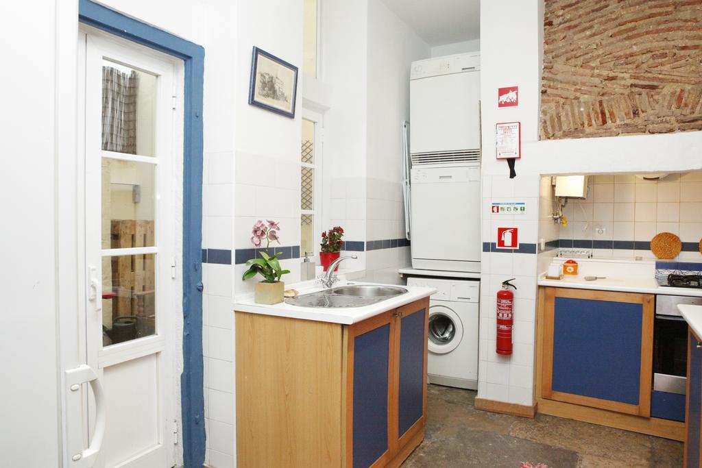 Magnificent Historical City Centre Apart With Terrace Apartment Lisbon