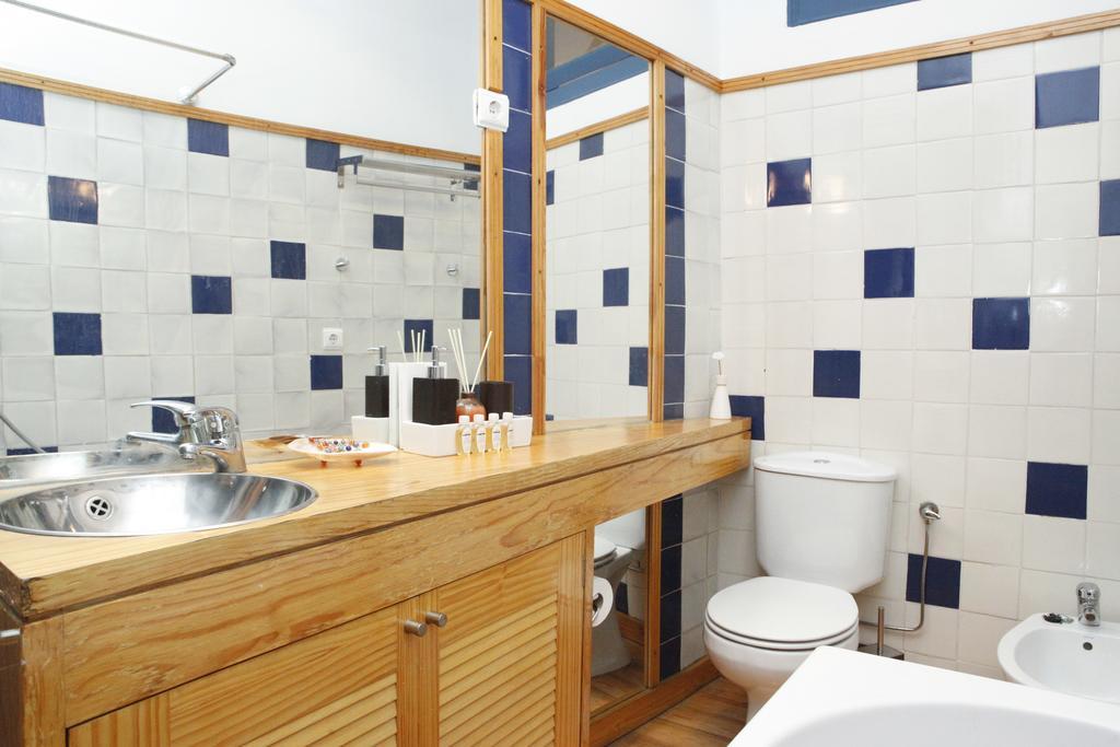 Magnificent Historical City Centre Apart With Terrace Apartment