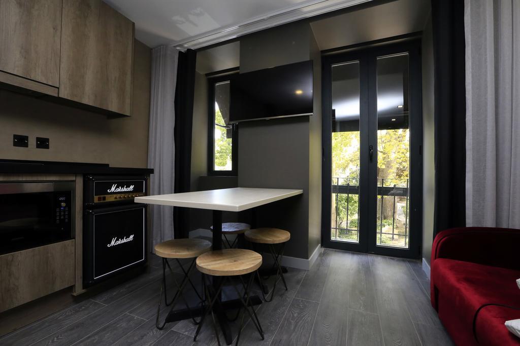 Apartment Charm Flats *