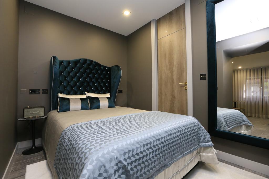Charm Flats Apartment *