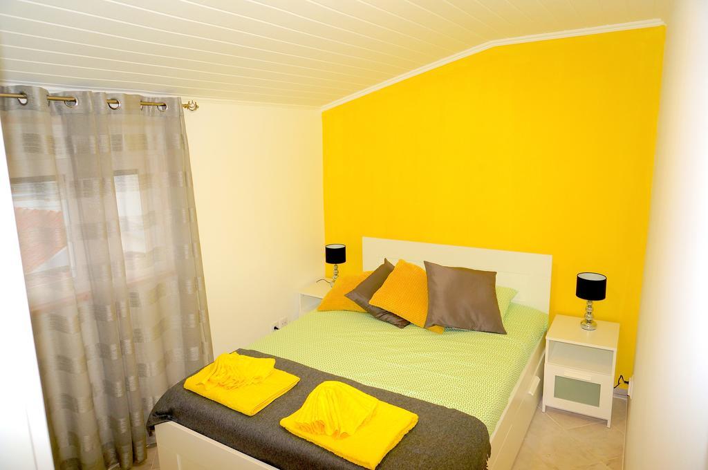 Apartment Oriente Dna Studios