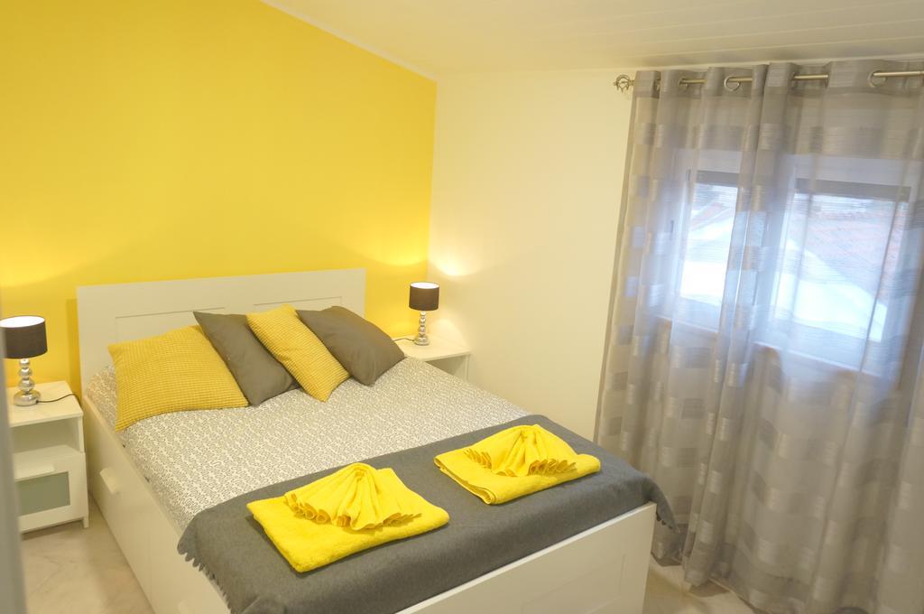Apartment Oriente Dna Studios