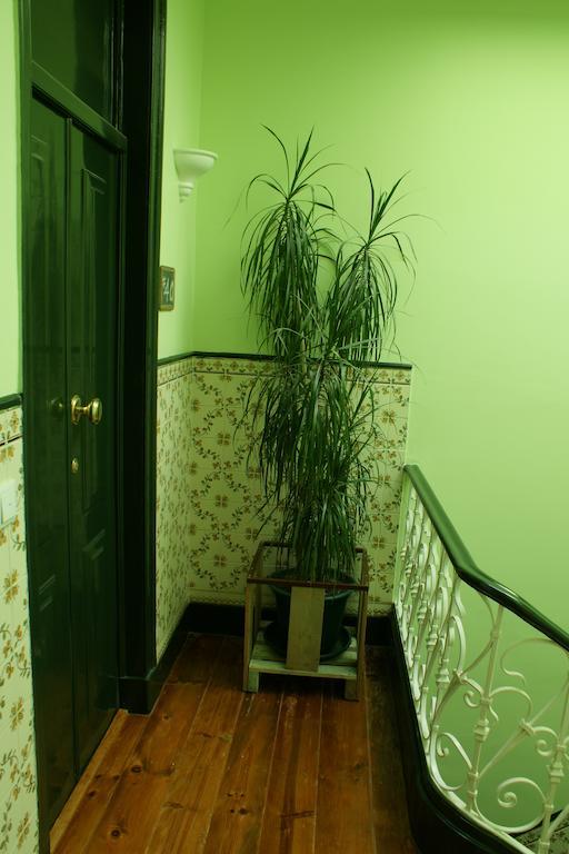 Hostel Be My Guest Lisbon