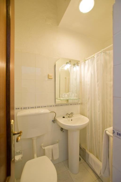 Residencial Geres Guest house