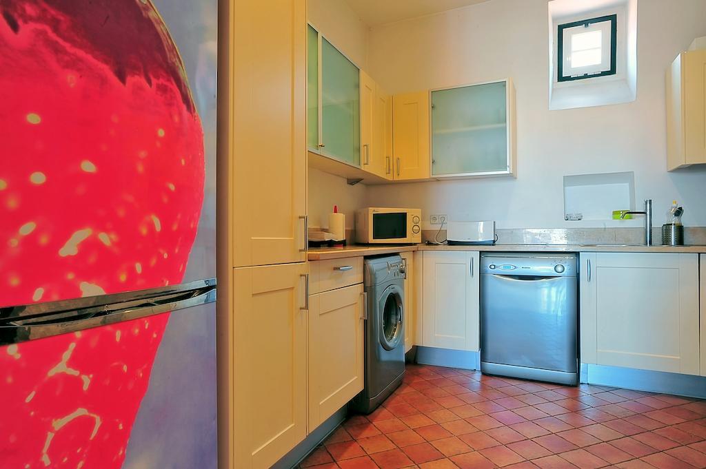 Apartment Portuguese Living Chiado Terrace Lisbon