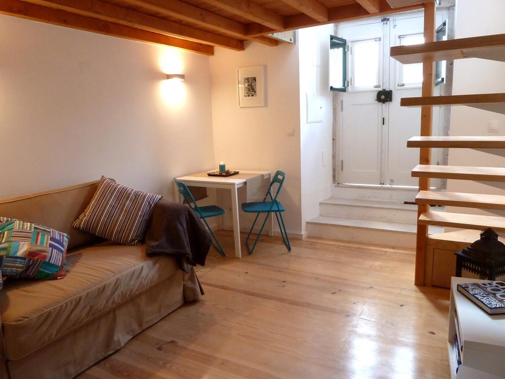 Apartment Dreaming - Trigueiros *