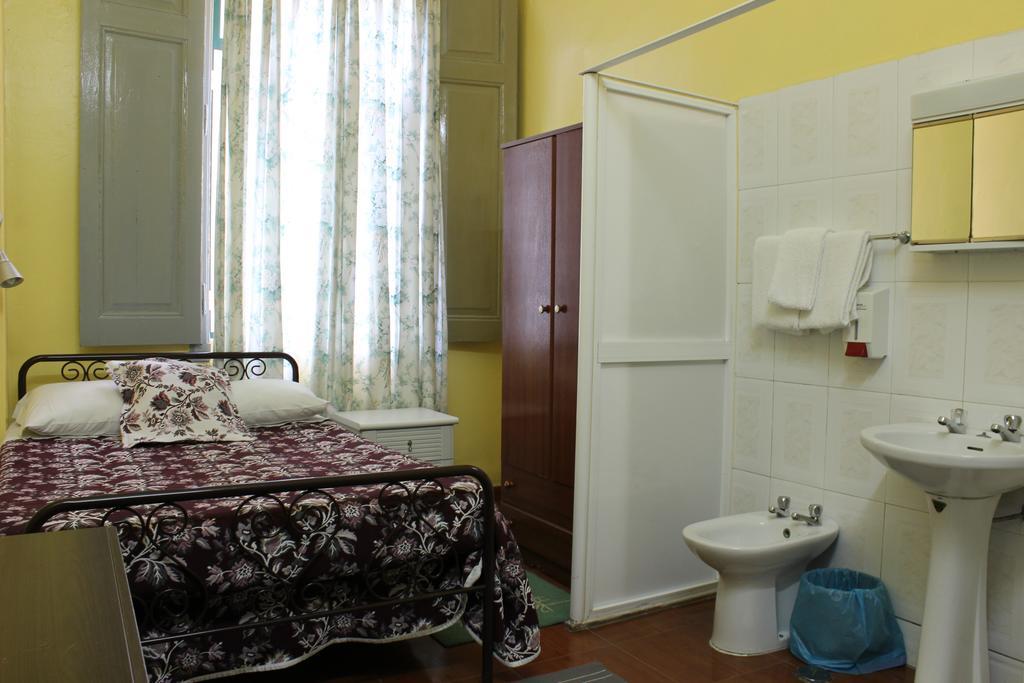 Guest house Pensao Elegante