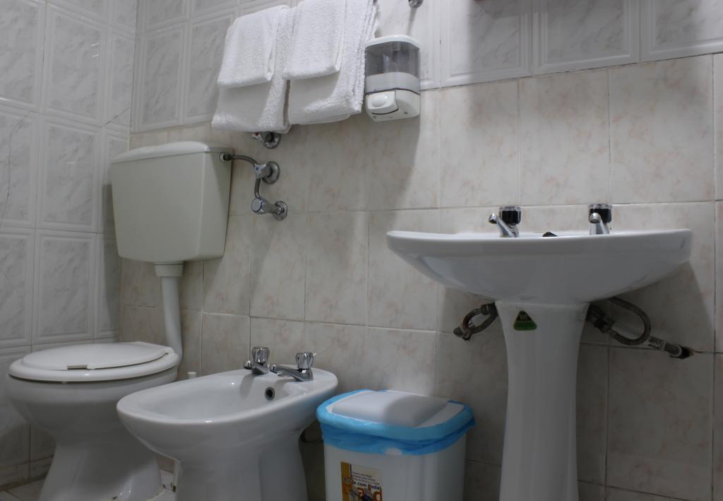 Guest house Pensao Elegante *
