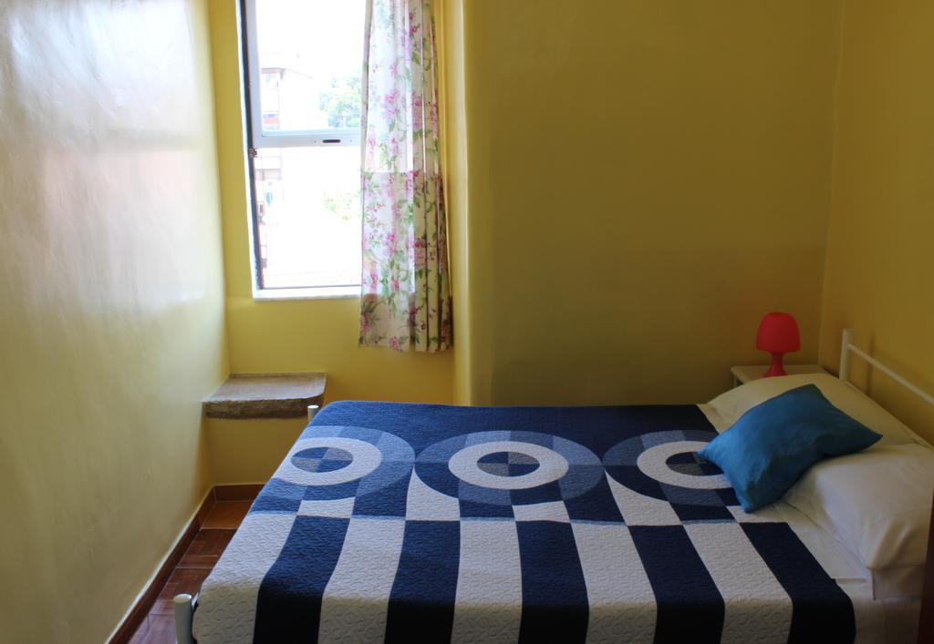 Guest house Pensao Elegante Lisbon