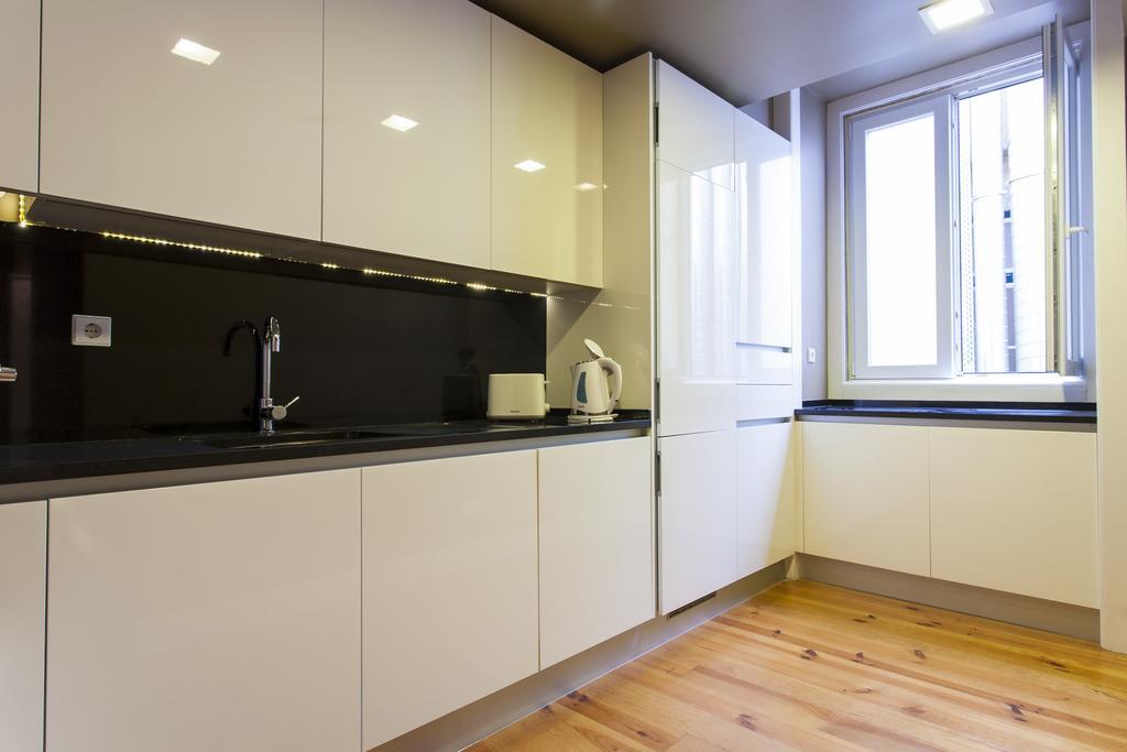 Altido Downtown Pier Apartments Lisbon
