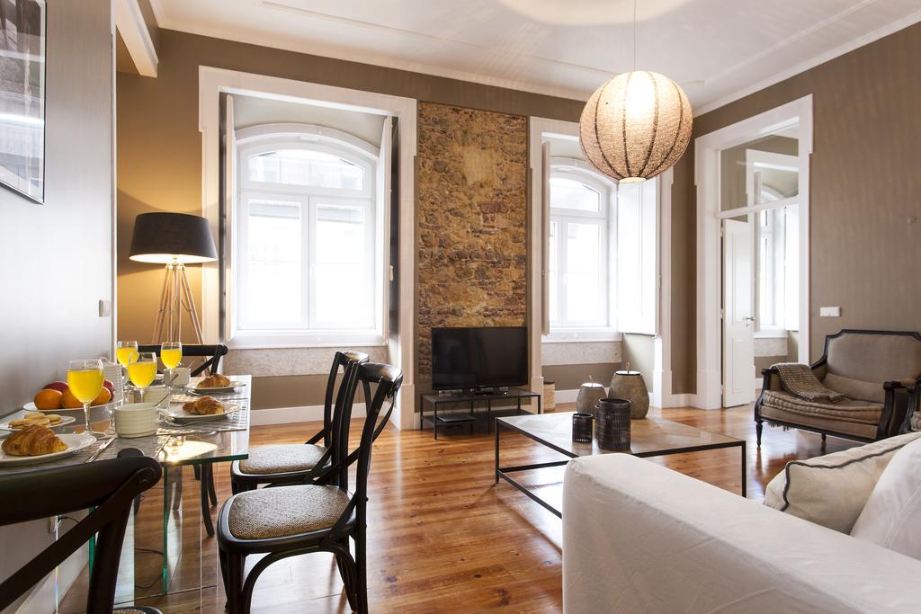 Apartment Altido Downtown Pier Apartments Lisbon
