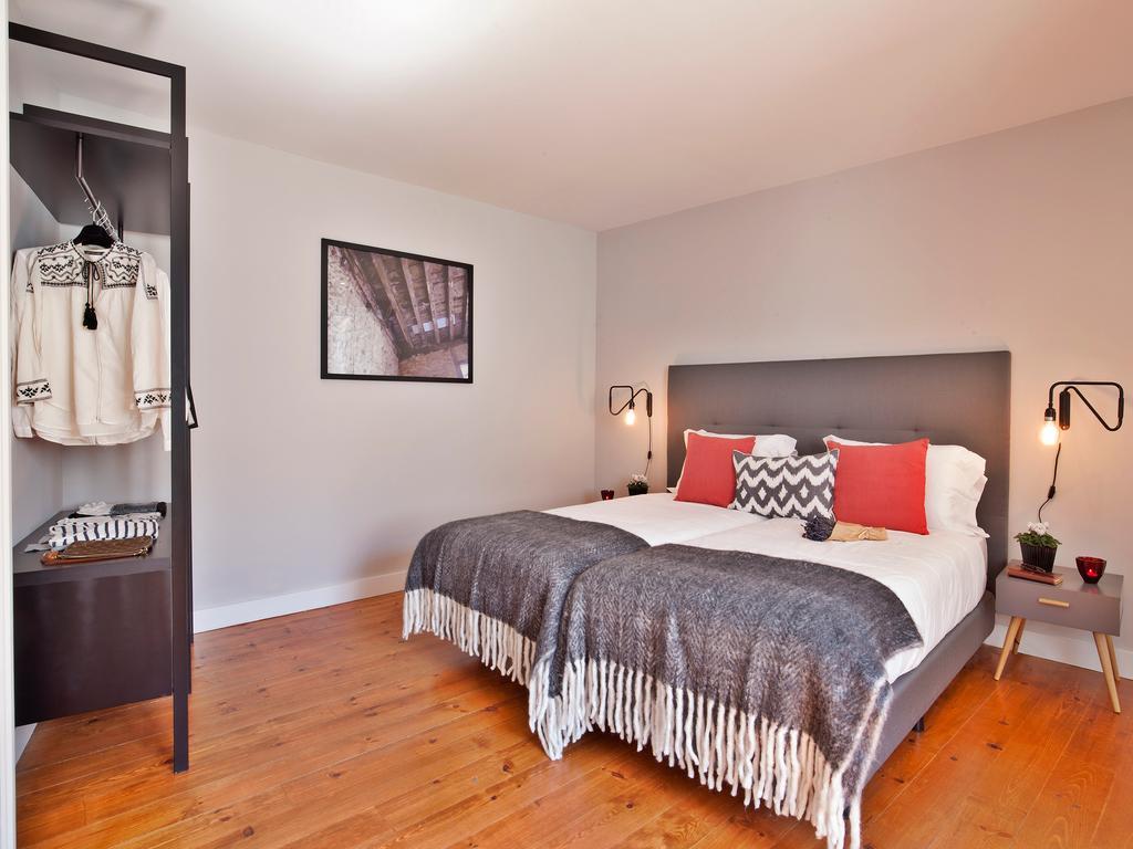 Apartment Five Stars Combro 7
