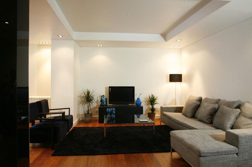 Chiado Deluxe By Architecture Tote Ser * Lisbon