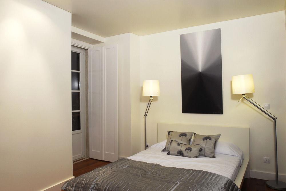 Chiado Deluxe By Architecture Tote Ser * Lisbon