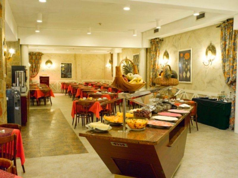 Hotel Holiday Express & - Principe Real By Ihg Lisbon
