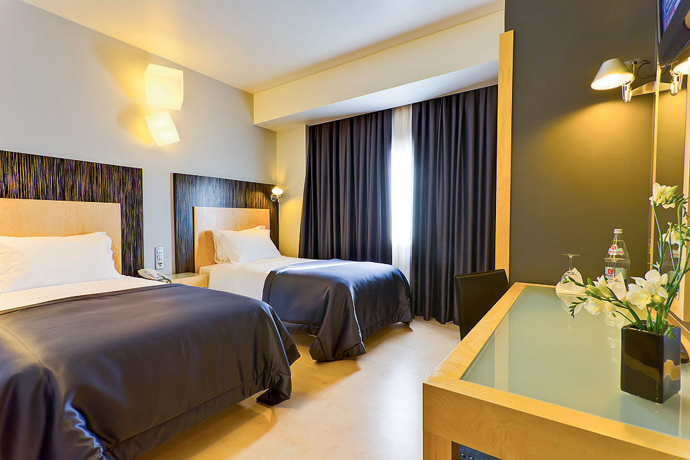 Hotel Alif Avenidas 4*