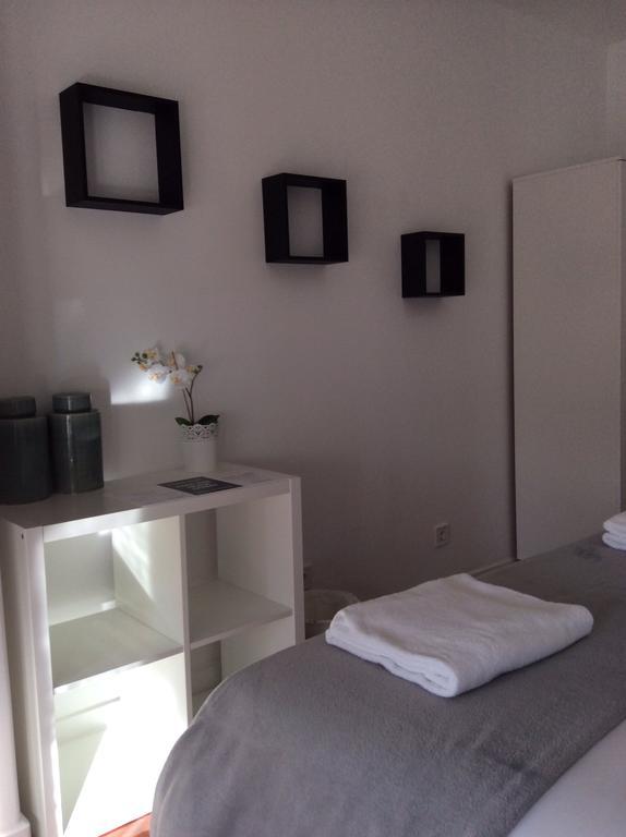 4u Iv Airport Guest house Lisbon