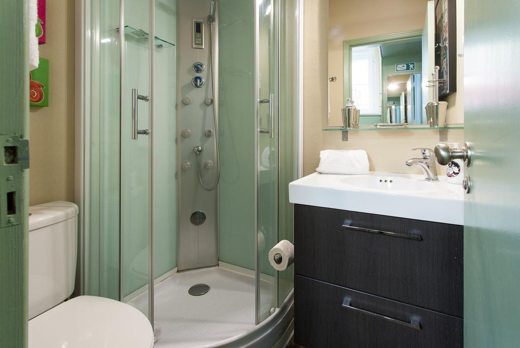Joivy Trendy With Views To The Castle, In Graca Apartment *