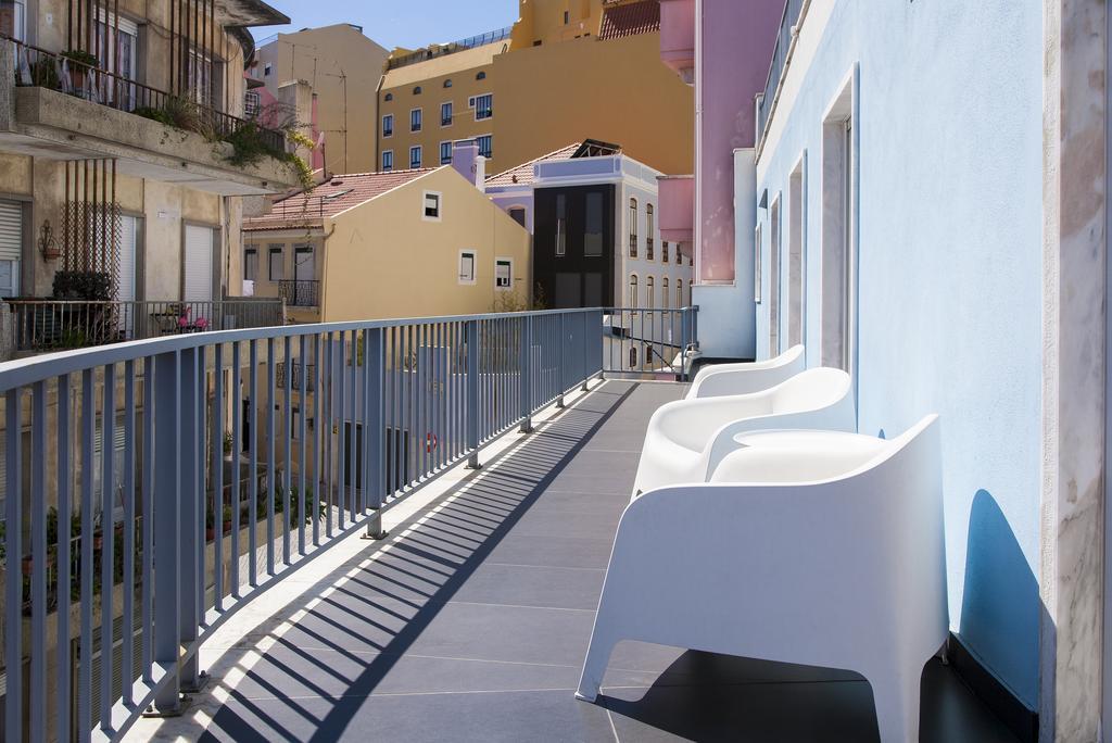 Altido Joyful 2br With Terrace Nearby São Bento Palace Lisboa