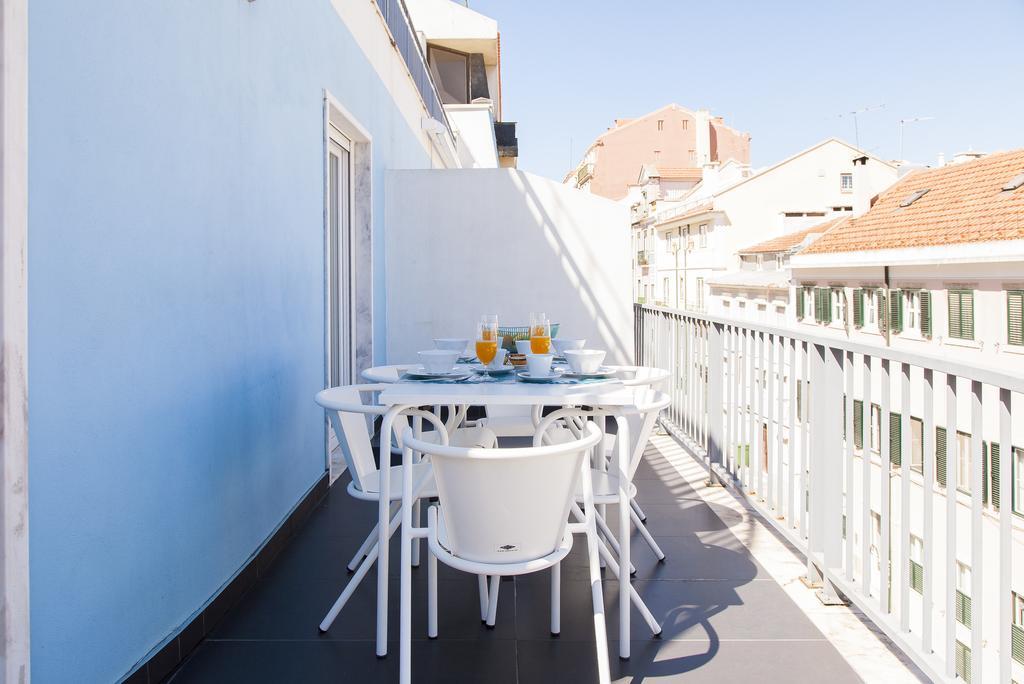 Altido Joyful 2br With Terrace Nearby São Bento Palace *