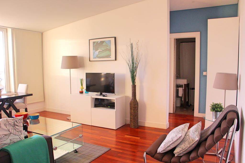 Santos River Apartments Lisbon *