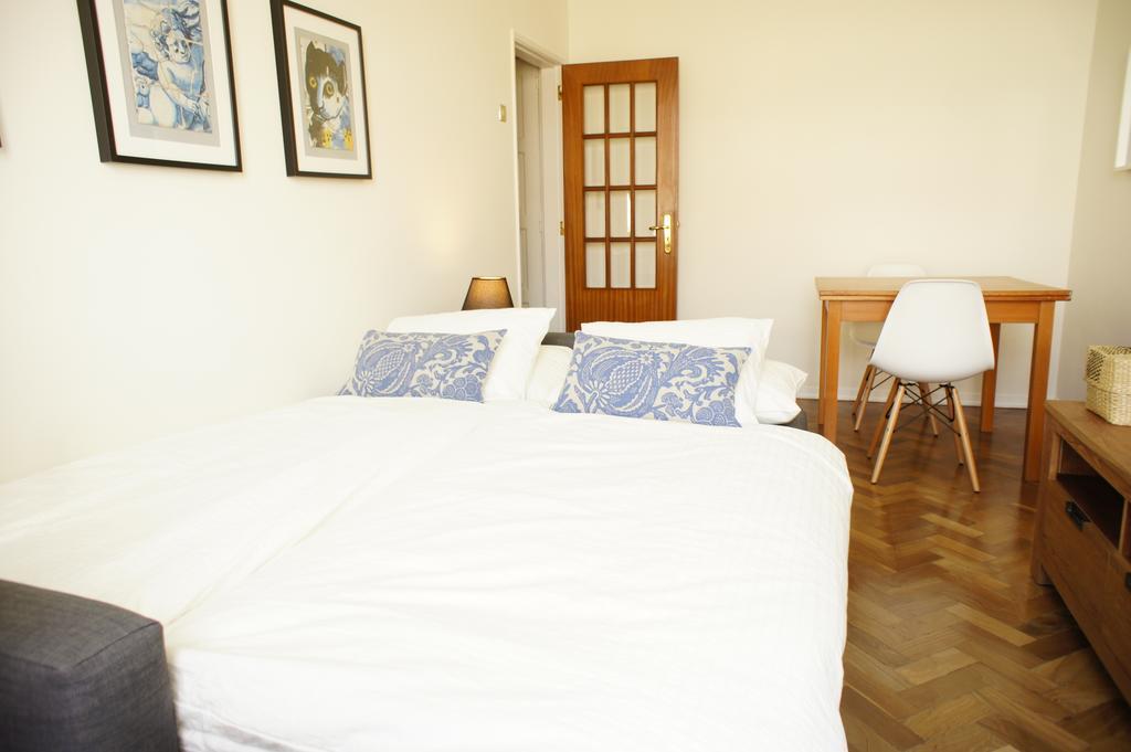 Ferreira Borges Apartment