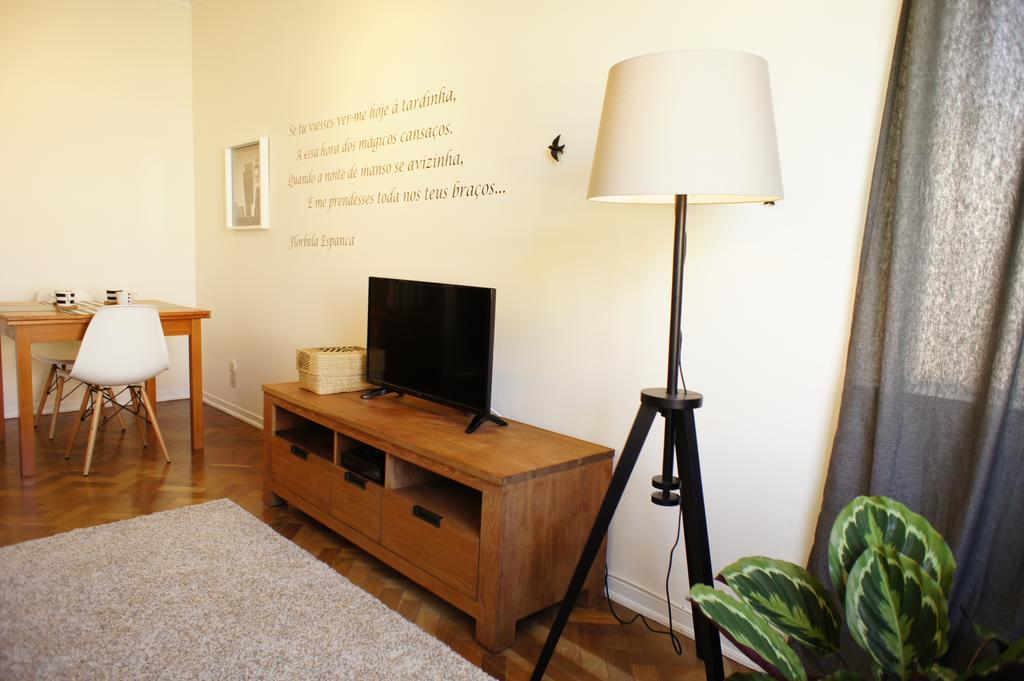 Apartment Ferreira Borges Lisbon