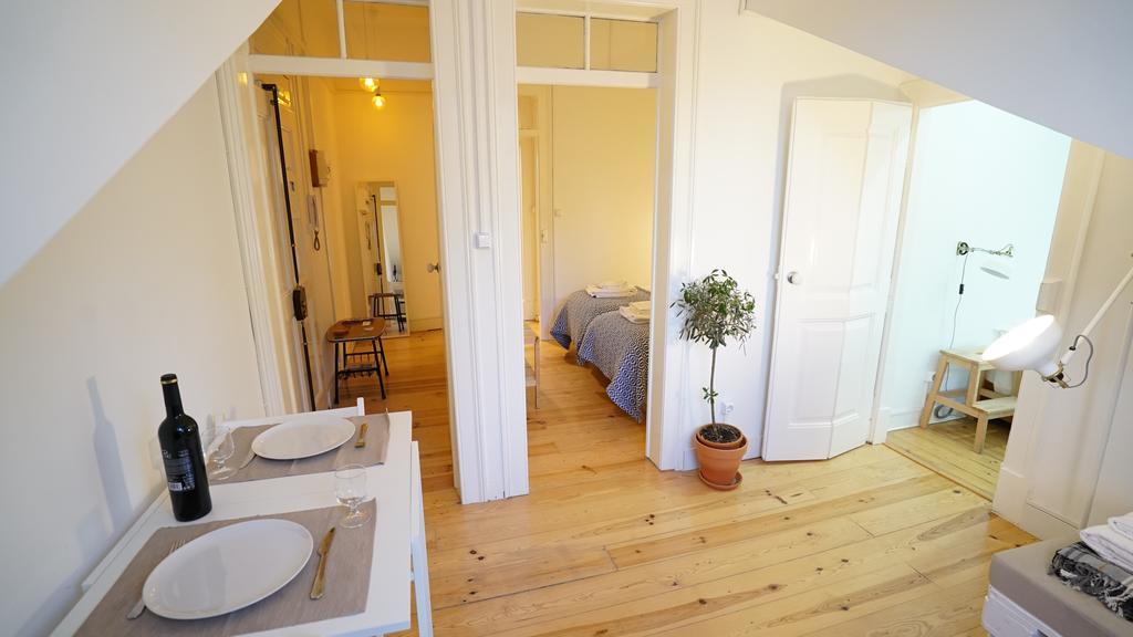 Mouraria Apartment *