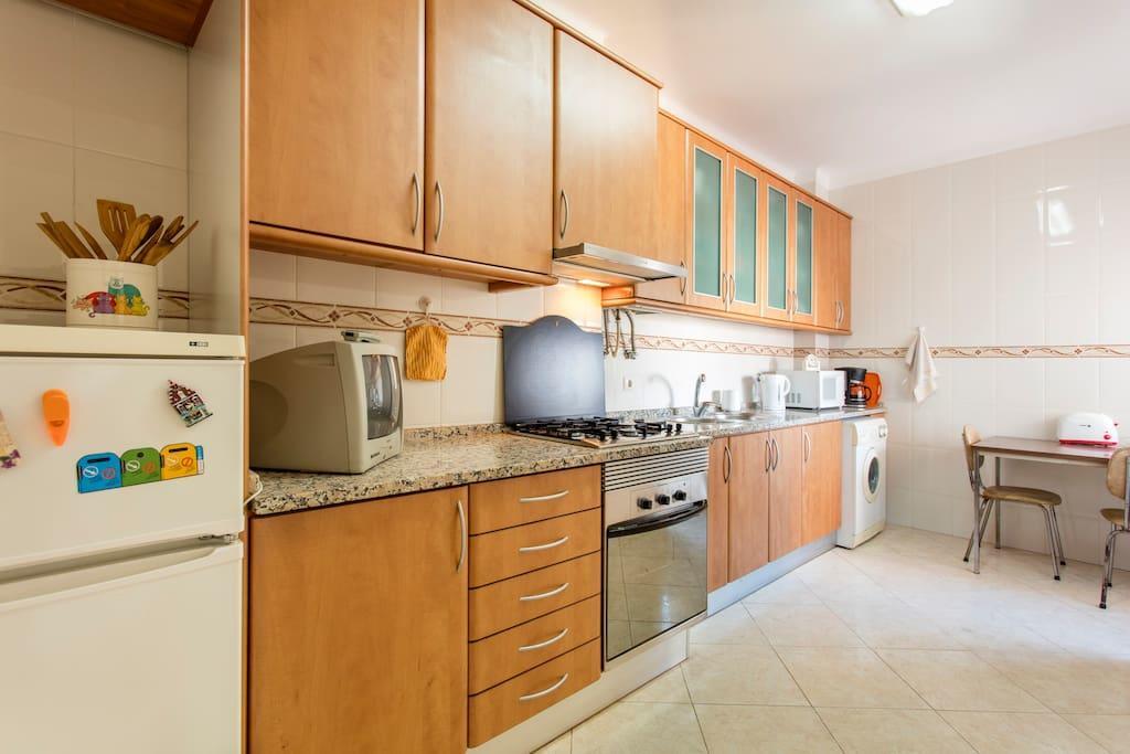 Moscavide Nº 1 M1 Homestay