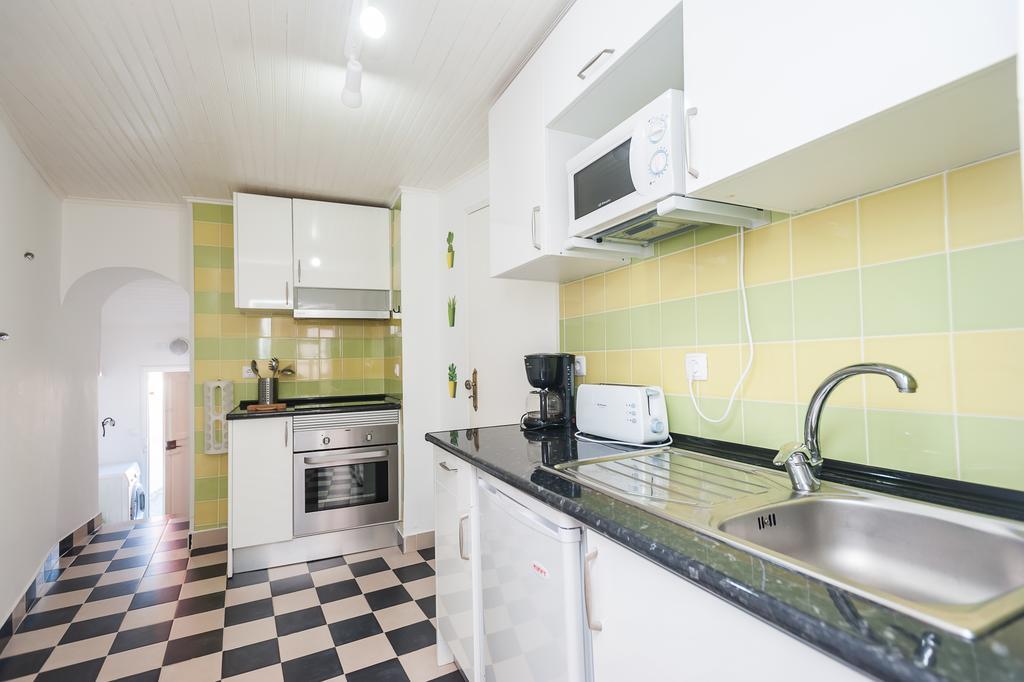 Castelo Terrace Apartment Lisbon