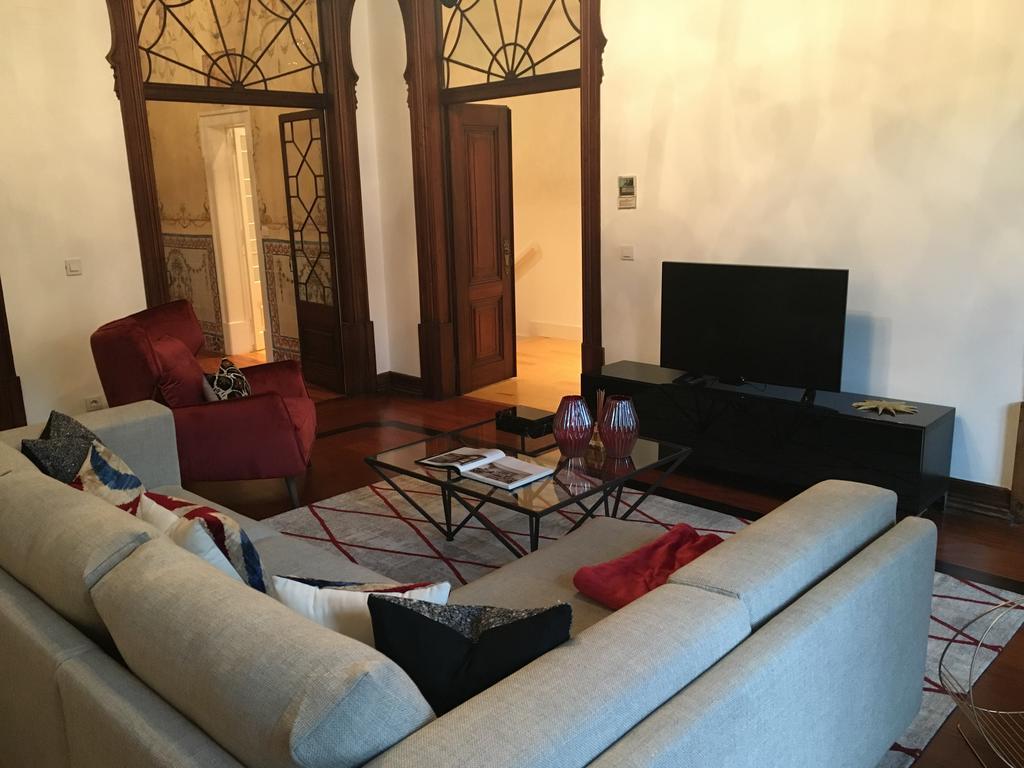 Finestay Palace Homestay Lisbon
