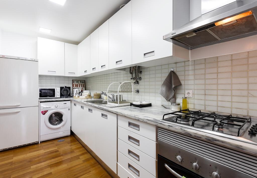 Misha's Place At Bairro Alto! Apartment Lisbon
