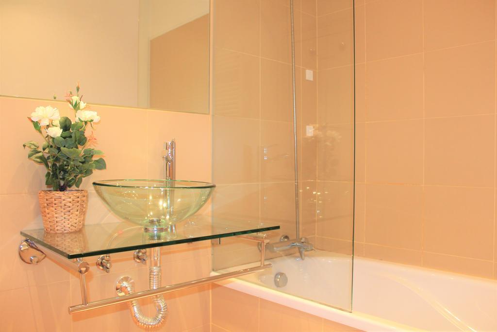 Charming Duplex- Real *