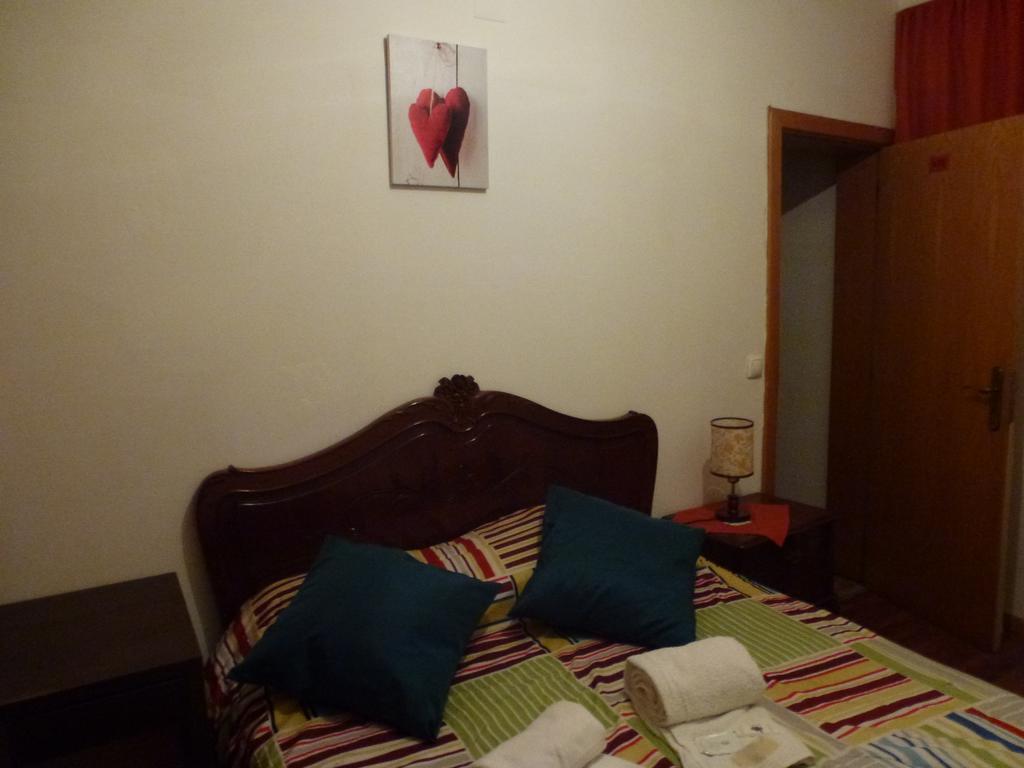 Guest house Hospedaria D. Damelio Lisbon