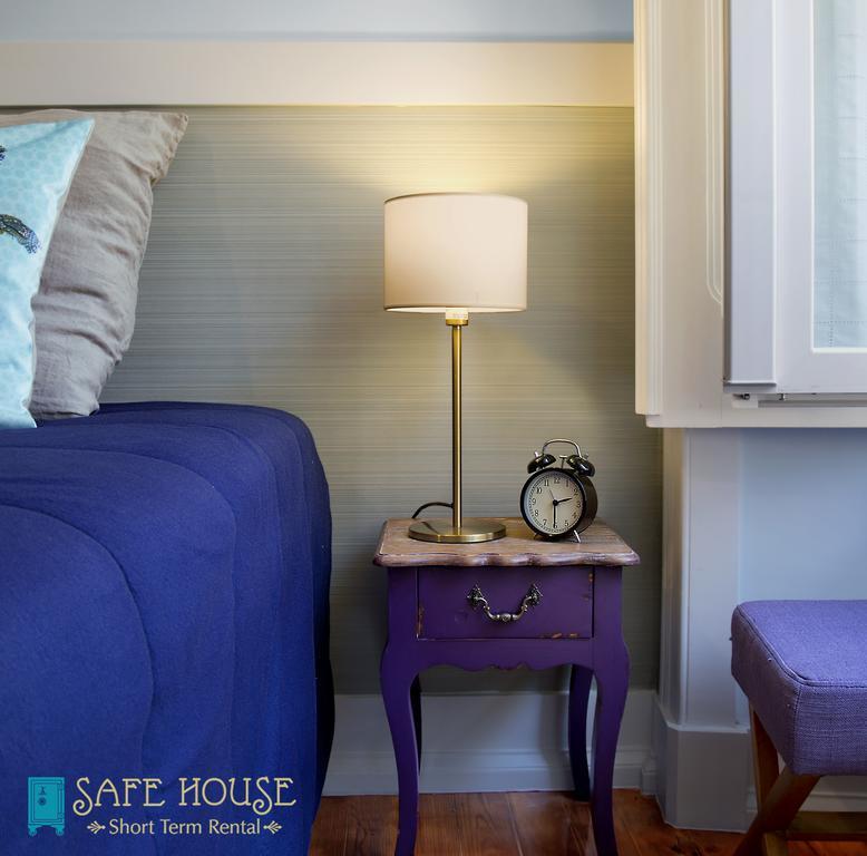 Safe House Apartment *