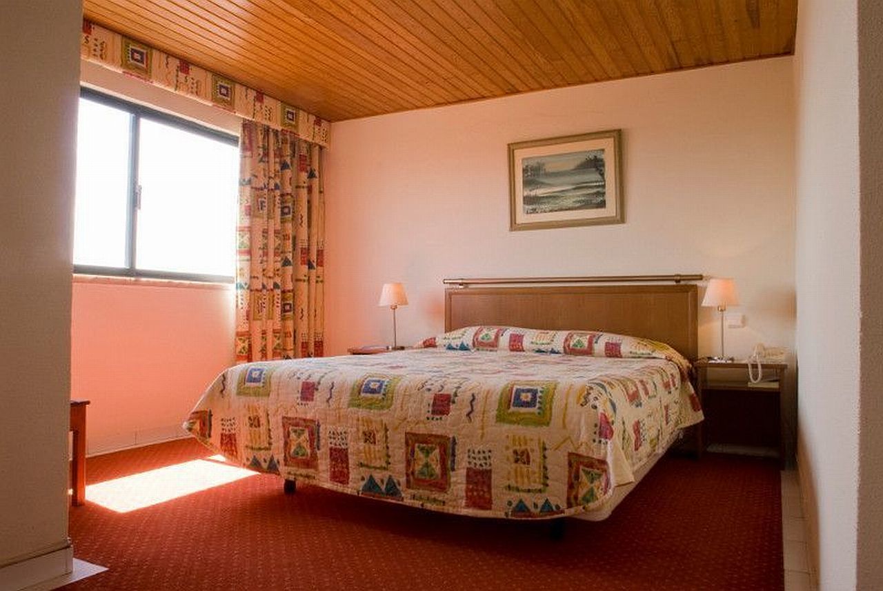Holiday Express & - Principe Real By Ihg