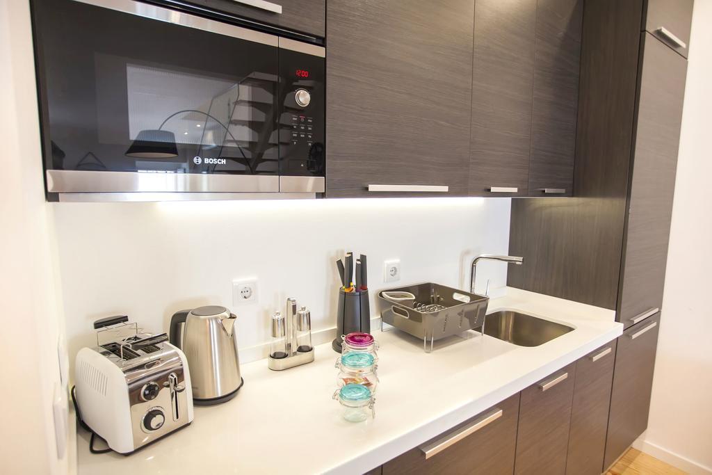 Lovelystay - Cais River View Apartment *