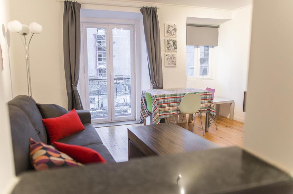 Martires Da Patria Apartment Lisbon
