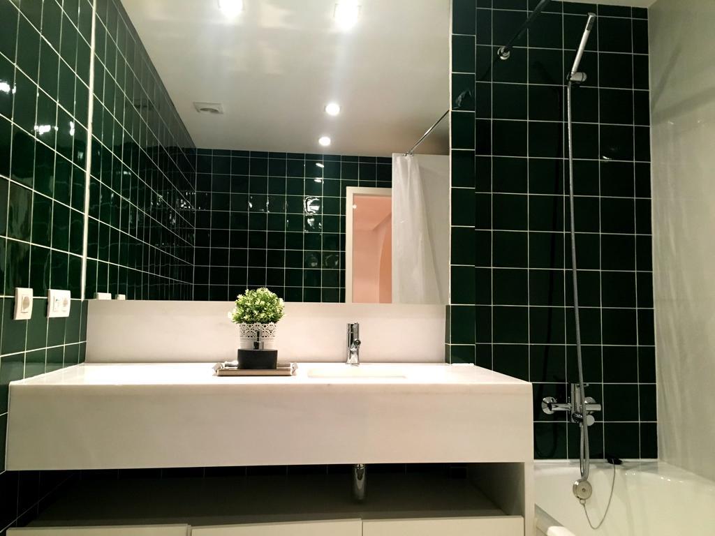 Finestay Palace Homestay *