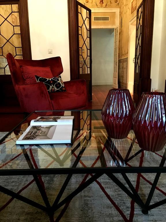 Finestay Palace Homestay Lisbon