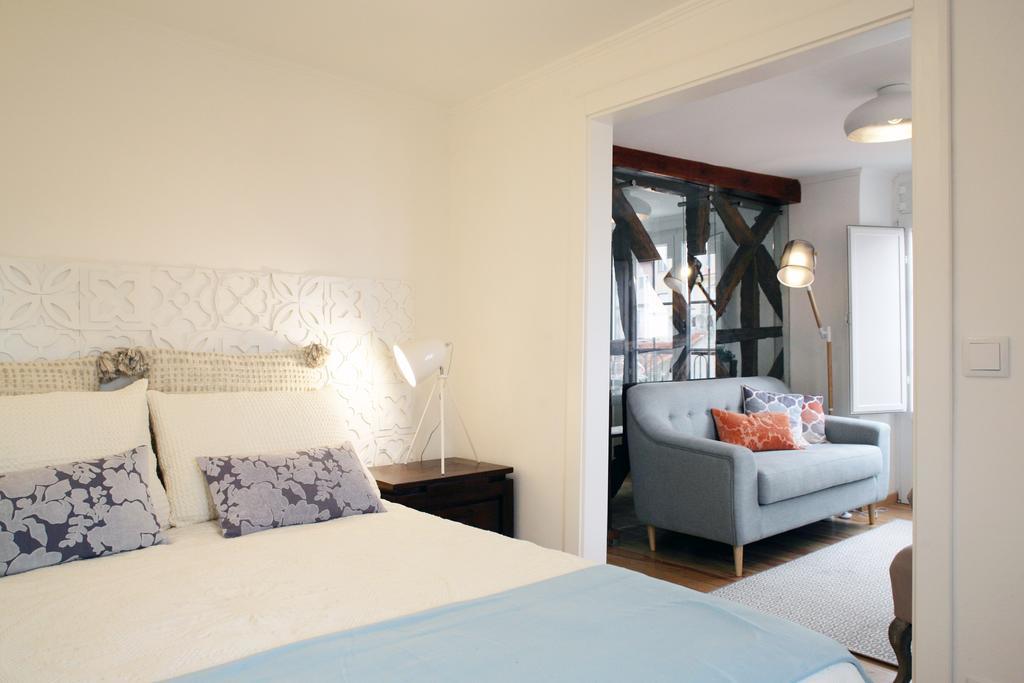 Alfama With River View Lisbon
