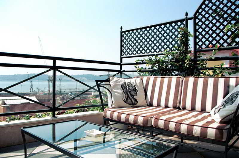 As Janelas Verdes - Heritage Collection - Riverside Hotel