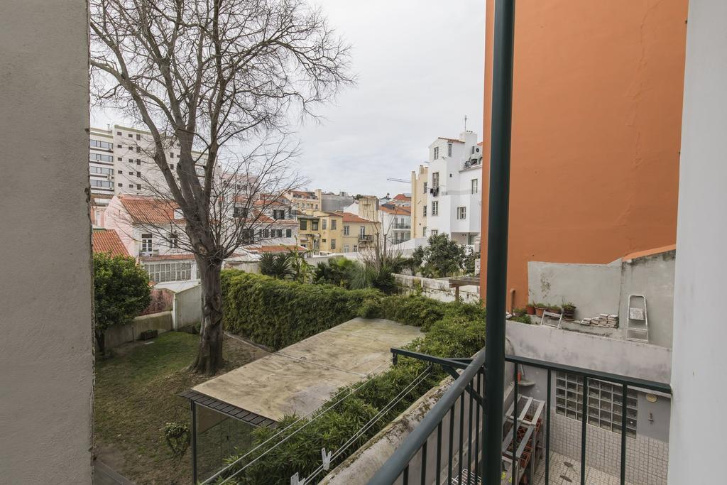 Apartment Rustic Flat At Lisbon's Heart